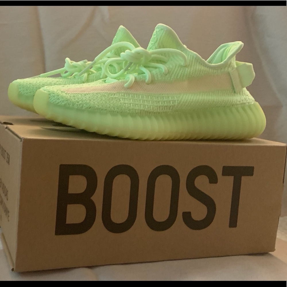Adidas yeezy glow